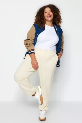 Спортивные штаны Trendyol Curve, Цвет: Бежевый, Размер: 3XL