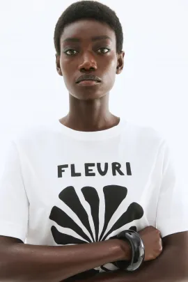 Футболка с принтом H&M, Цвет: Экрю, Размер: XXS