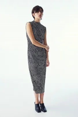 Платье с драпировкой и полурыбьим воротником H&M, Reňk: Gara, Ölçeg: XS