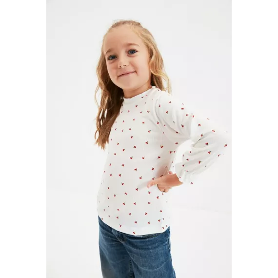 Gyz çagalar bluzka TRENDYOLKIDS, Reňk: Ak, Ölçeg: 4-5 ýaş, 3 image