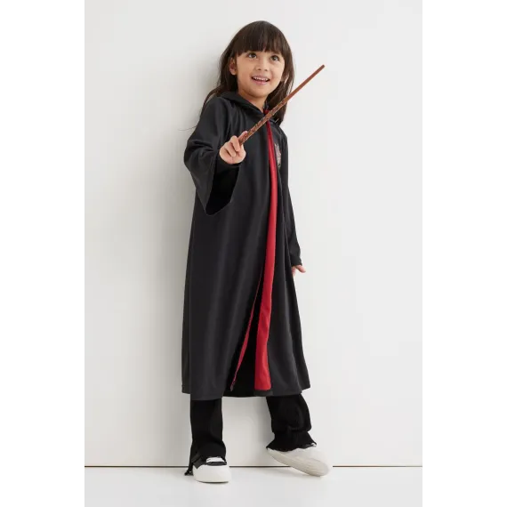 Костюм H&M, Цвет: Черный, Размер: 6-8 лет