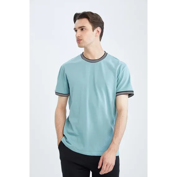 Erkekler üçin futbolka DeFacto, Reňk: Ýaşyl, Ölçeg: 2XL