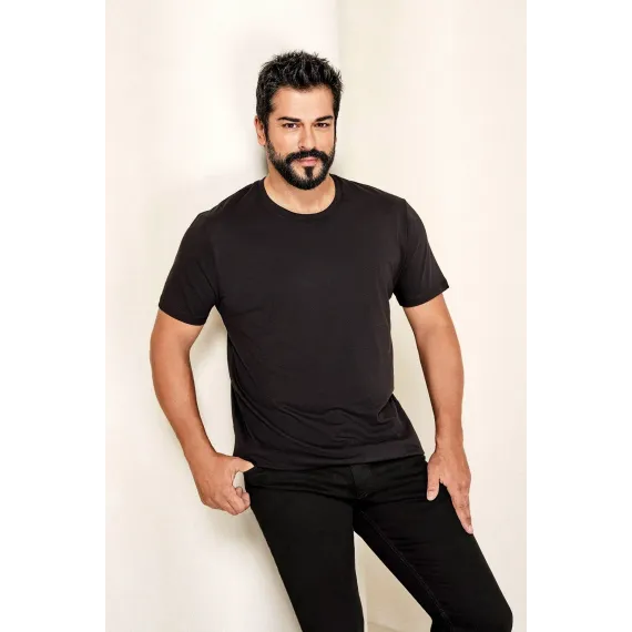 Мужская черная футболка Slim Fit с круглым вырезом ALTINYILDIZ CLASSICS, Reňk: Gara, Ölçeg: S