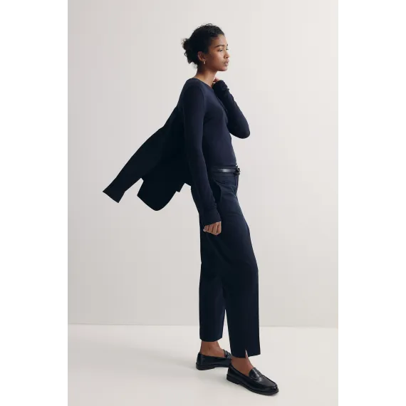 Брюки H&M, Цвет: Темно-синий, Размер: 38, изображение 4 - в интернет-магазине Туркменистана Wabrum Брюки H&M, Цвет: Темно-синий, Размер: 38, изображение 4